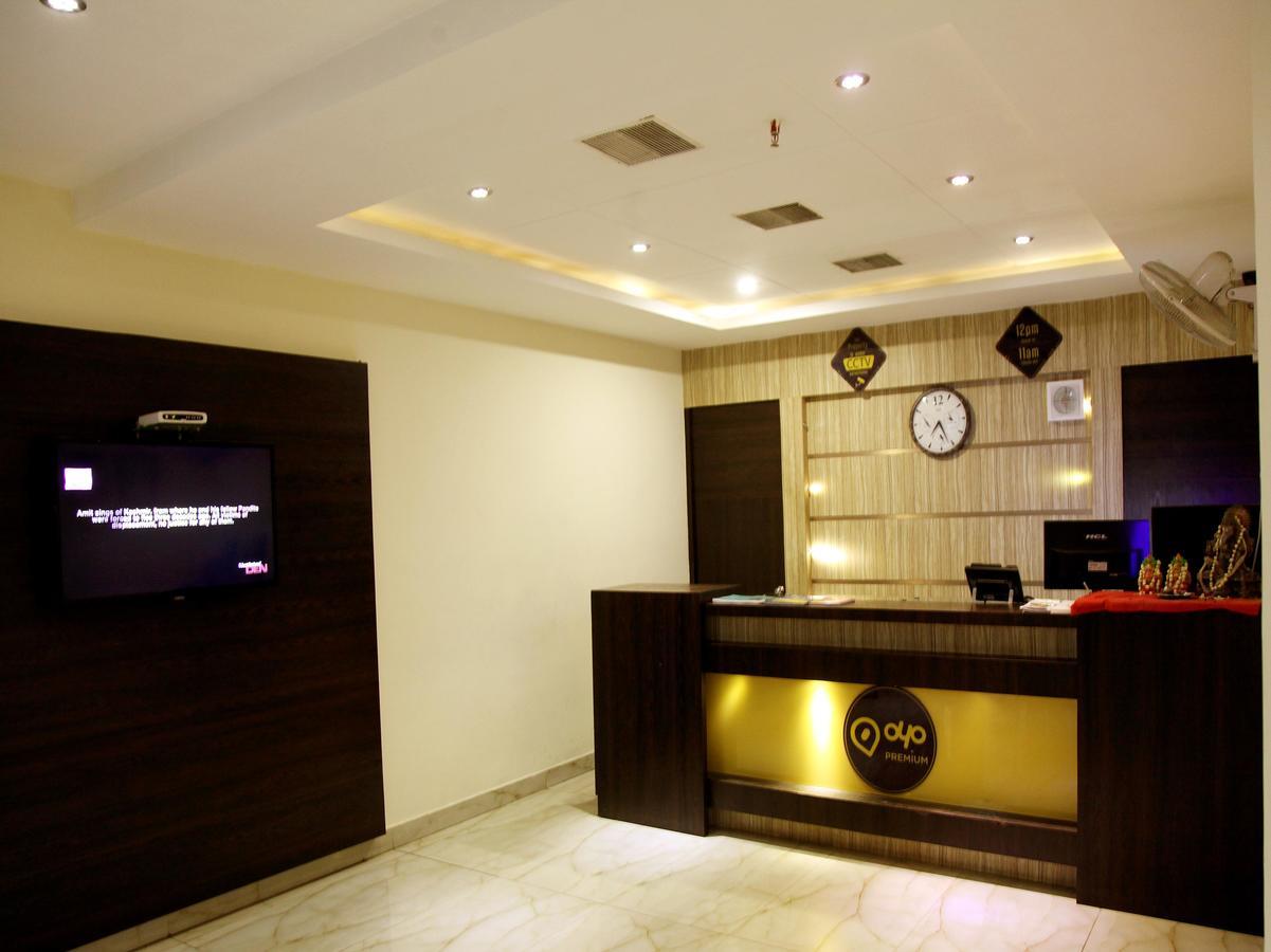 Oyo 905 Galaxy View Hotel Allāhābād Junction Exteriör bild